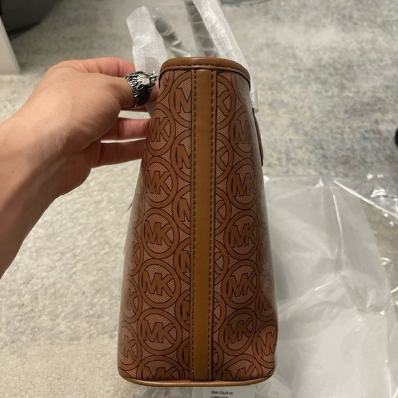 MICHAEL KORS Jodie Small Logo Jacquard Tote Bag Small Tote Handbag MSRP $348 NWT - Picture 8 of 9